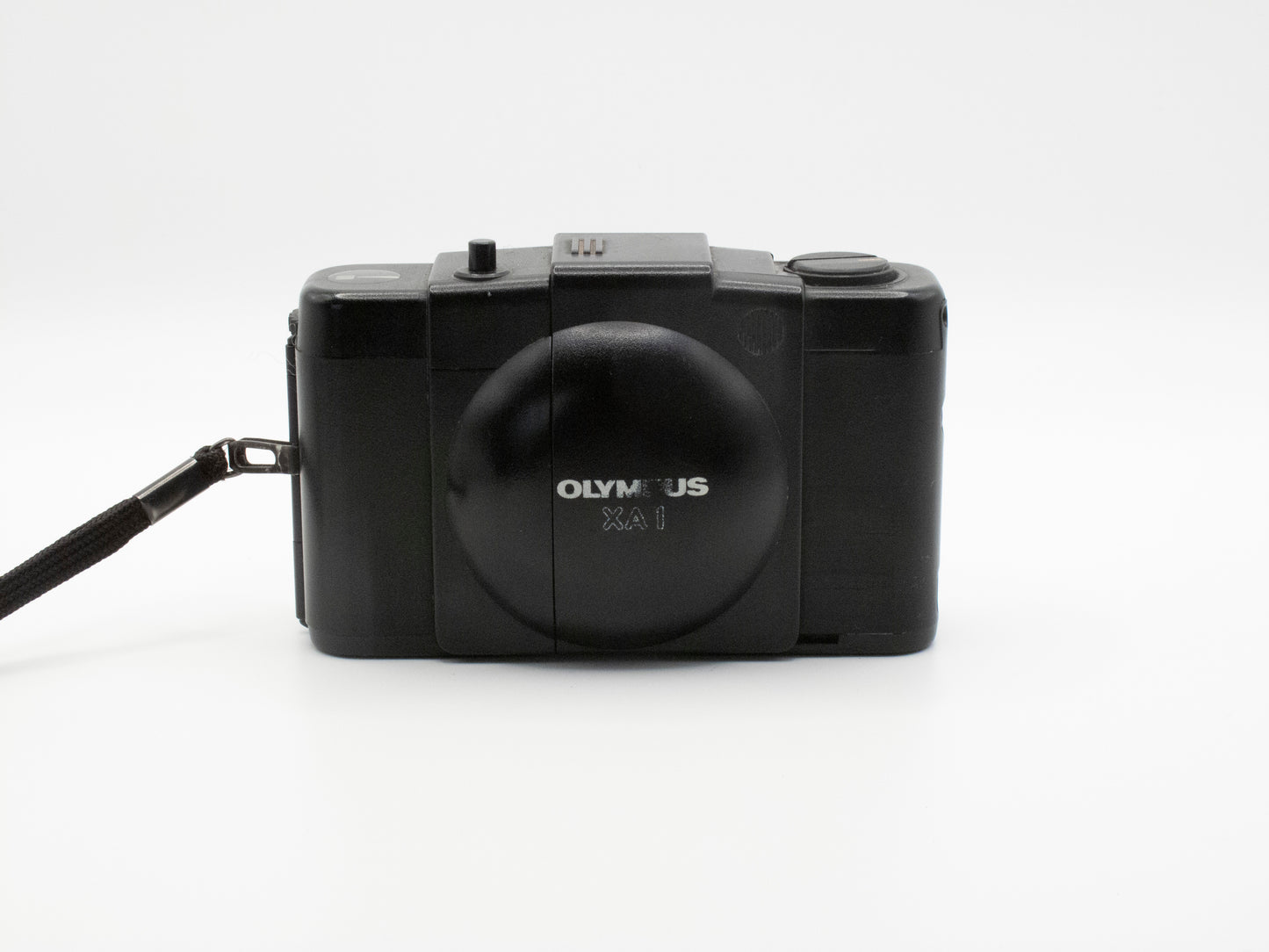 Olympus XA-1